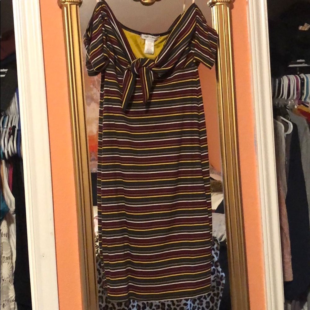 Beautiful striped form fitting dress